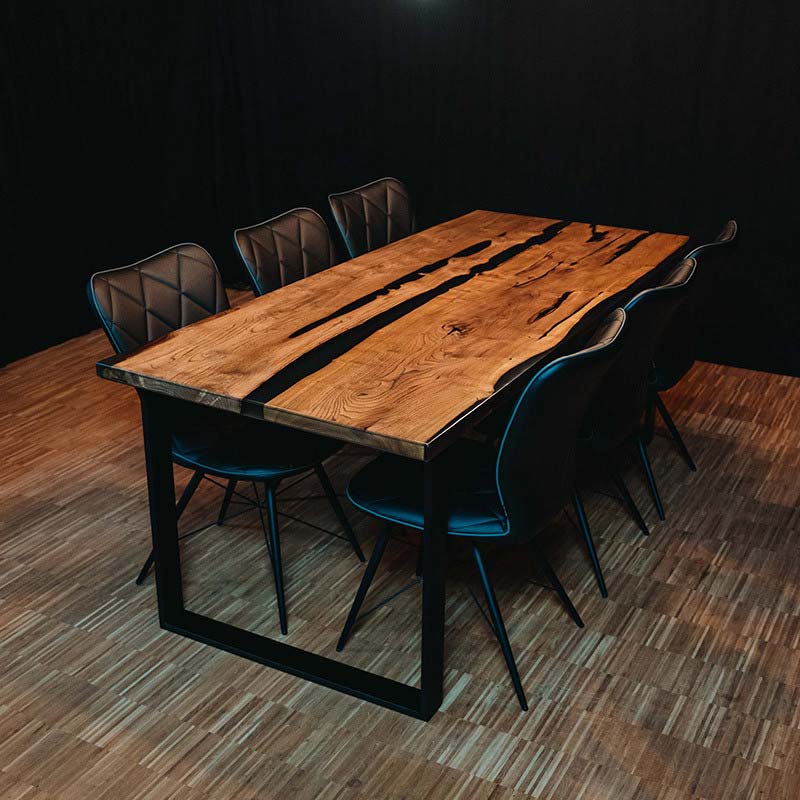 Gauchach_U-Form_link_seitlich-angepasst Epoxidharztisch Massivholz schwarzhirsch